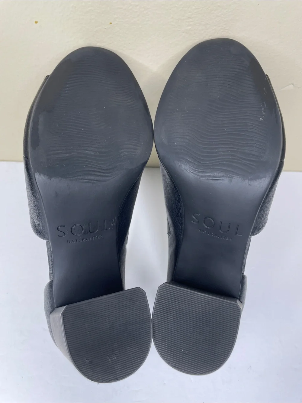 SOUL NATURALIZER Black Faux Leather CHLOE Block Heel Open Toe Sandal Bootie 6.5